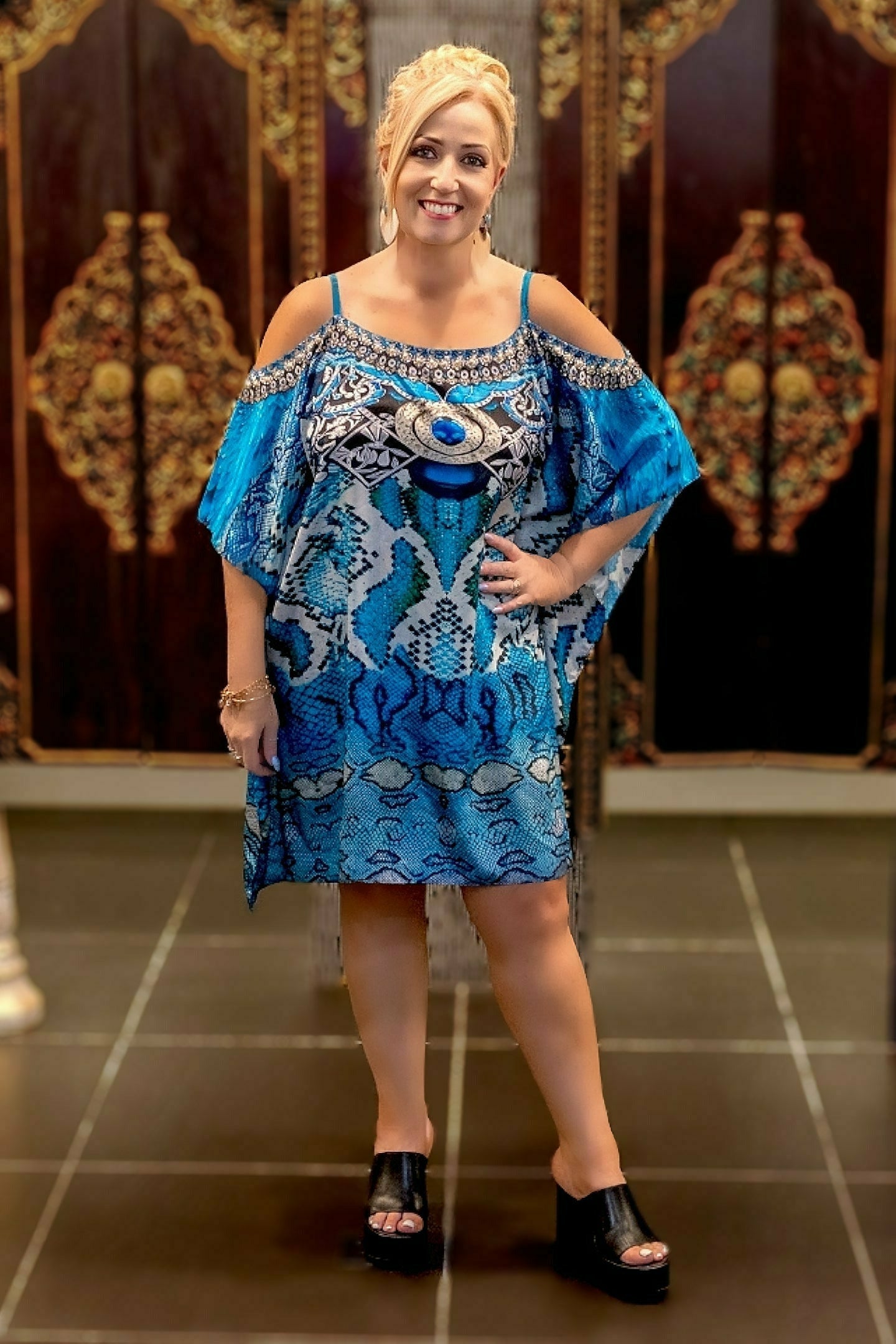 FIRST EDITION COLLECTION - Short Kaftan / Top in Cold Shoulder henleycollections