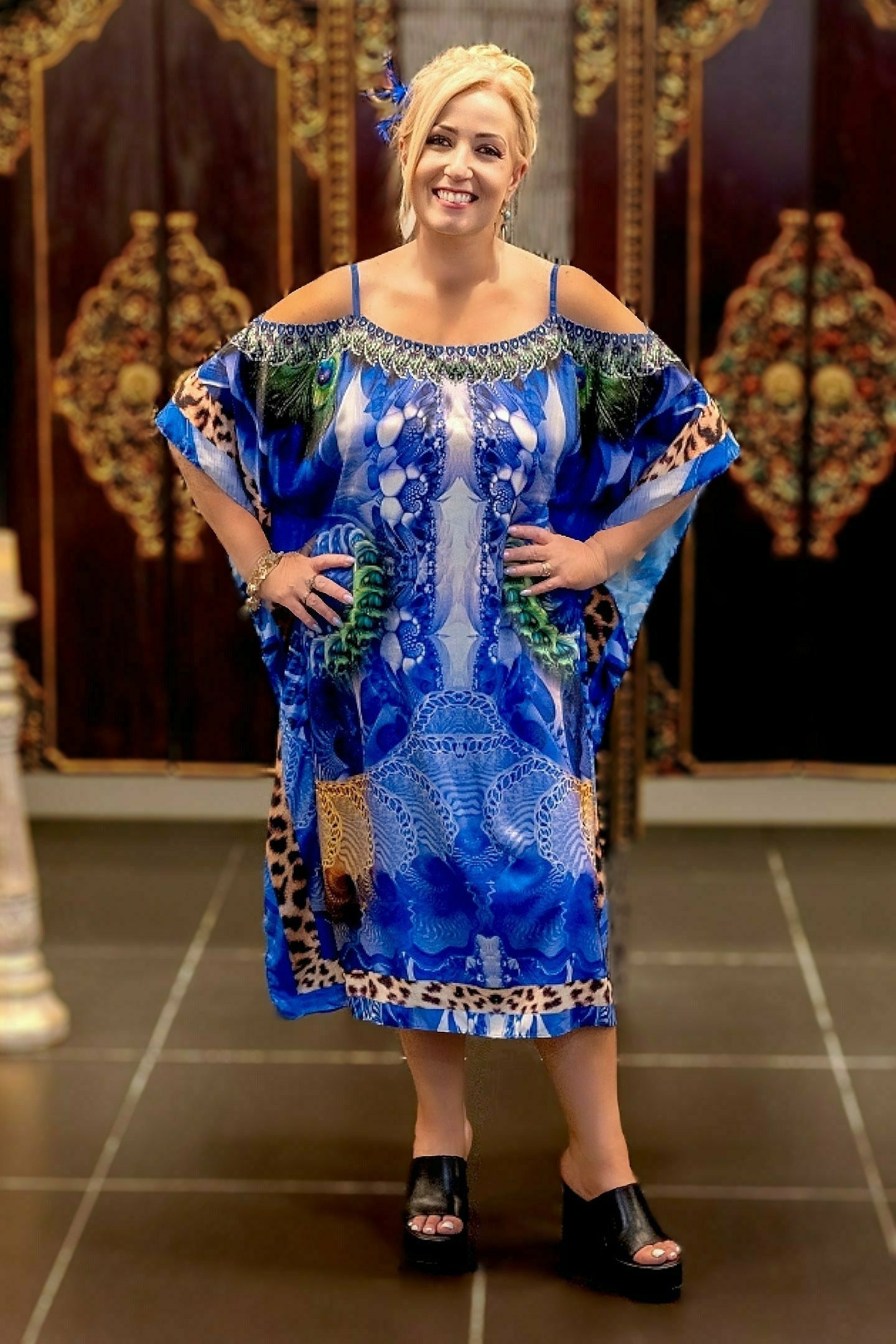 FIRST EDITION COLLECTION - 3/4 Kaftan in Cold Shoulder henleycollections